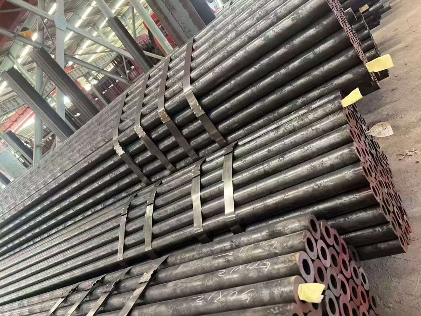 沈阳新民市大口径厚壁天缝钢管不锈钢无缝钢管 - 厂家